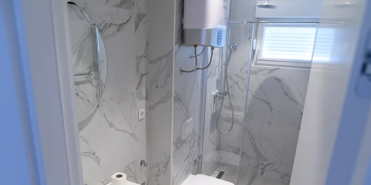 Užite si Jadranské more: apartmány kúsok od pláže a neďaleko Trogiru