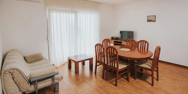 Užite si Jadranské more: apartmány kúsok od pláže a neďaleko Trogiru
