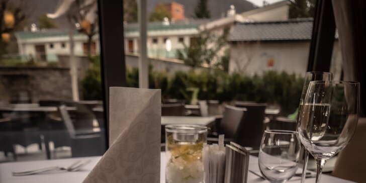 Degustačné menu aj wellness v Hoteli Panoráma Trenčianske Teplice