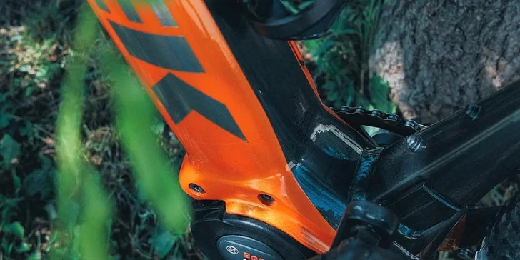Zapožičanie hardtail alebo celoodpruženého elektrického bicykla v Rajeckej doline
