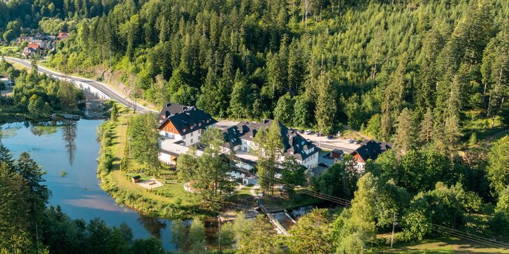 Sliezske Beskydy: 4* hotel pri lese a rieke, strava a neobmedzený vstup do wellness zóny, len 30 km od hraníc