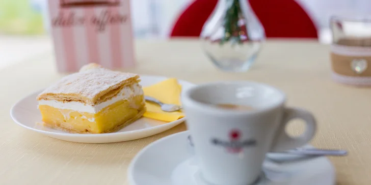 Oslaď si deň zákuskom s kávou, zmrzlinou, limonádou či sviežim drinkom z cukrárne Dolce Affare