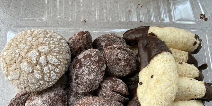 Oslaďte si deň zákuskom či horúcim nápojom z cukrárne Dolce Affare
