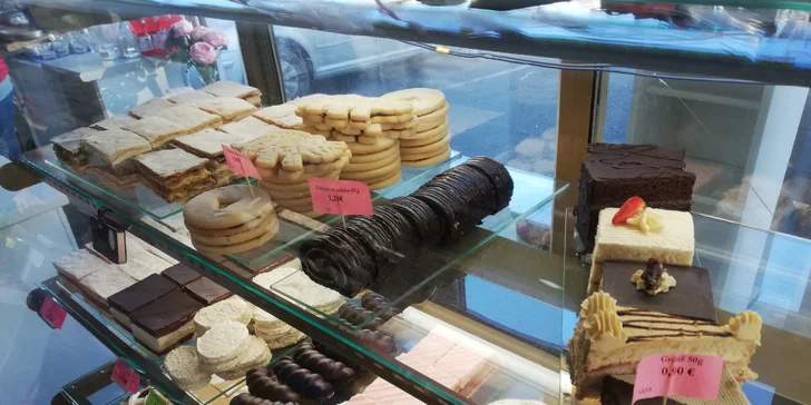 Zmrzlinový pohár podľa vlastného výberu v cukrárni Dolce Affare