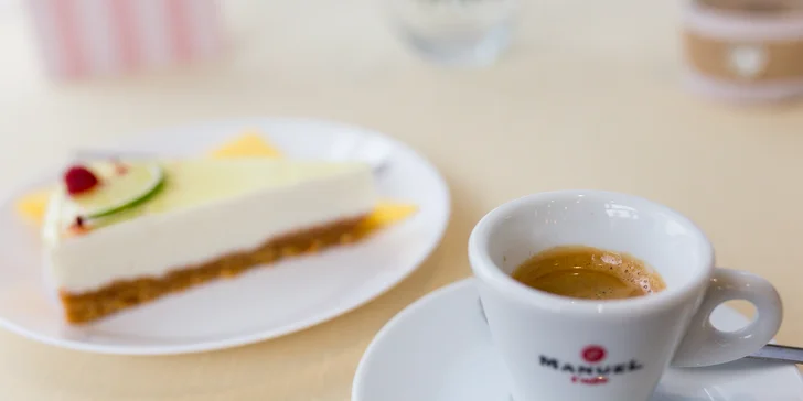 Oslaď si deň zákuskom s kávou, zmrzlinou, limonádou či sviežim drinkom z cukrárne Dolce Affare