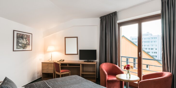Pobyt v Prahe: Hotel Troja 5 minút od metra, raňajky či romantická večera