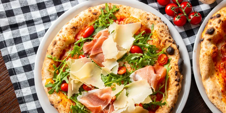 Čas na pizzu! Vyberte si z 21 druhov pizze v Lozano pub