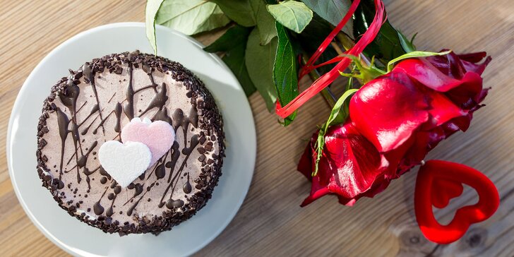 Sladučká torta a voňavé ruže v unikátnom Flor Plus