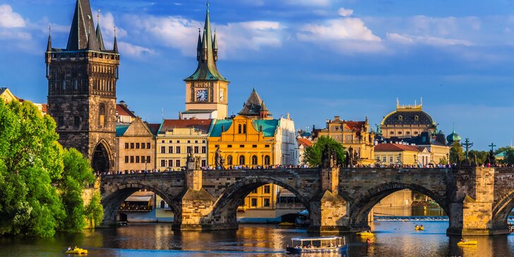 Pobyt v Prahe kúsok od námestia Republiky: secesný hotel, raňajky aj sauna