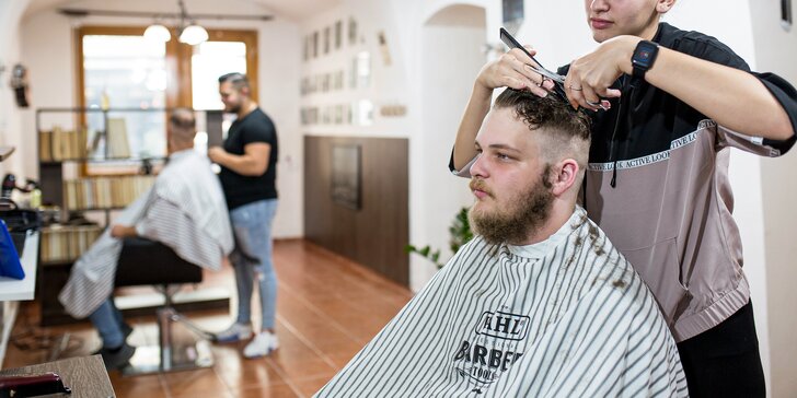 Strih aj úprava brady v pánskom holičstve Barber factory