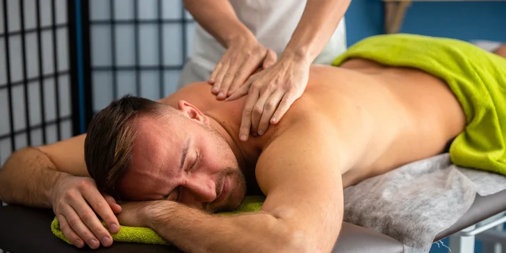 Rôzne druhy masáží pre vaše zdravie a relax: klasická, anticelulitídna, bankovanie či manuálna lymfodrenáž