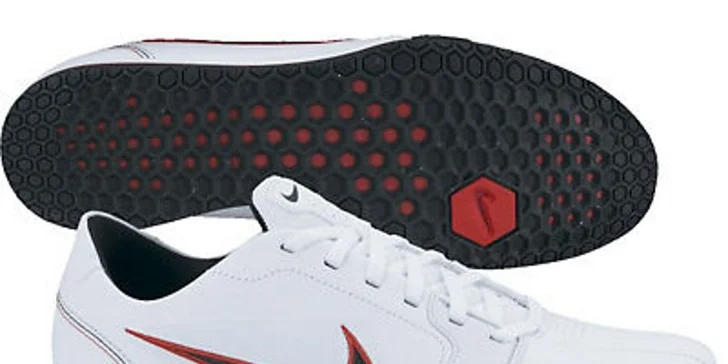 Tenisky Nike Circuit