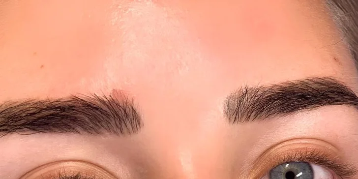 Lash lift či mikromasáž očného okolia v salóne Divine