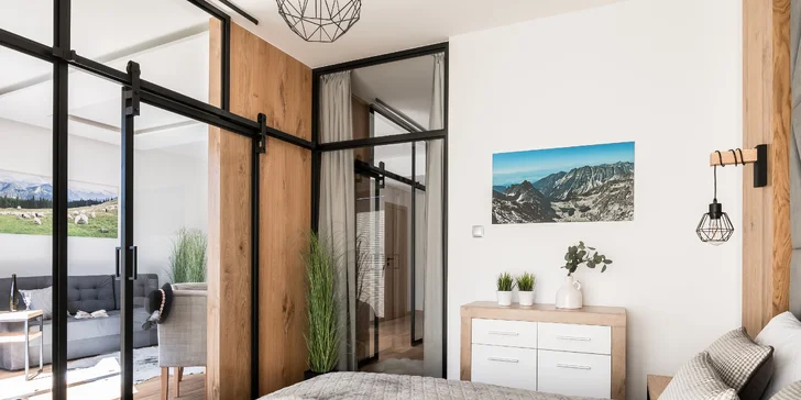 Luxusný pobyt neďaleko Zakopaného: moderné apartmány s výhľadom na Tatry, chutná strava, relax vo wellness, detský kútik či biliard