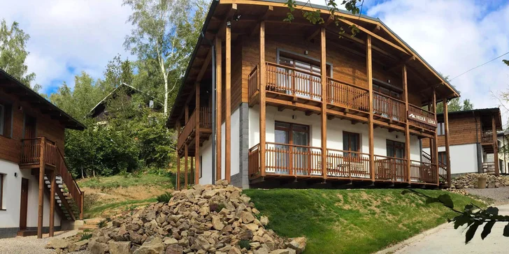 Príjemný pobyt v novopostavených apartmánových domčekoch PLANINA s neobmedzeným wellness v obľúbenom rezorte Predná Hora