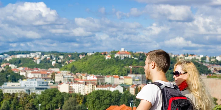 Odpočinok pre dvoch v Starom meste: 4* ubytovanie s raňajkami a prechádzky Prahou