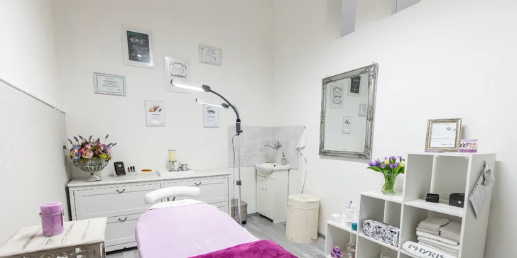 Permanentný make-up obočia či očných liniek v salóne MiAr
