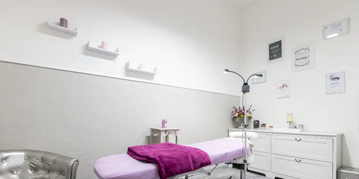 Permanentný make-up obočia či očných liniek v salóne MiAr