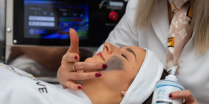 Hollywood peeling: neinvazívne laserové ošetrenie pre krásnu a hladkú pleť
