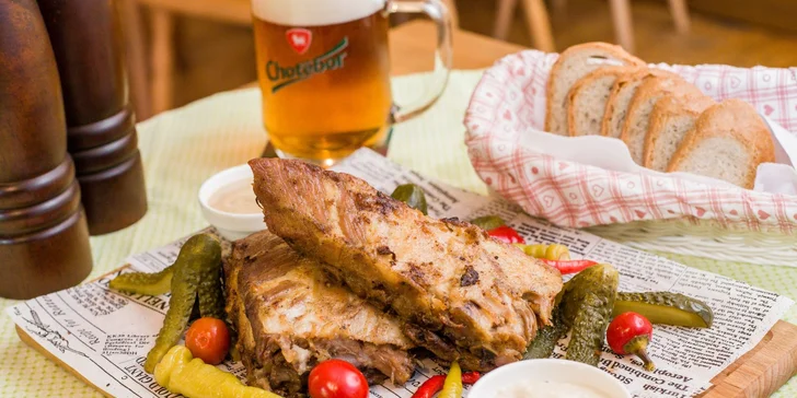 Pivo, rebrá či celý lopár mäsových dobrôt v Carisime