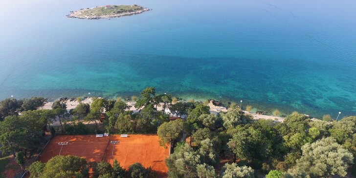 Dovolenka v Chorvátsku: ubytovanie v hoteli neďaleko pláže aj parku, chutné raňajky