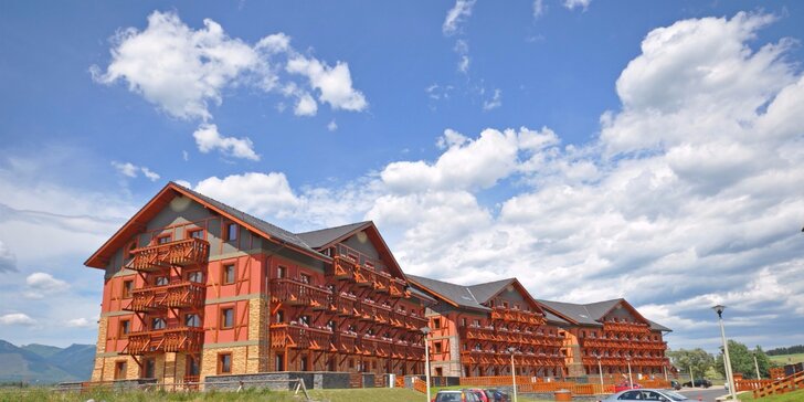 Ubytovanie v jedno alebo dvojizbových apartmánoch Tatragolf**** Mountain Resort