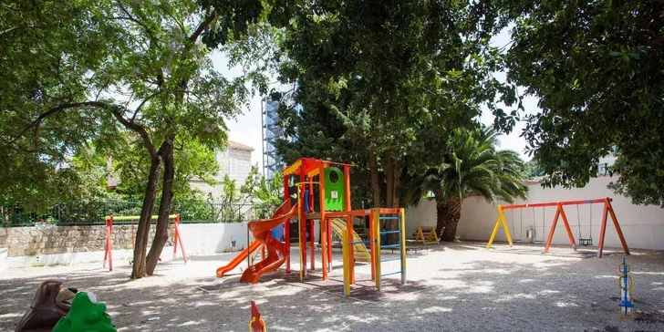 Na dovolenku k moru: 3* hotel v Dubrovníku, bufetové raňajky, cca 200 m od pláže