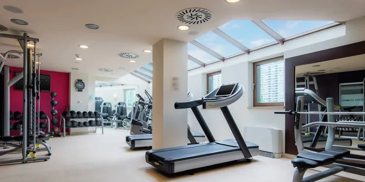 Skvelý pobyt v Bratislave: 4* hotel siete Hilton s raňajkami a neobmedzeným vstupom do wellness