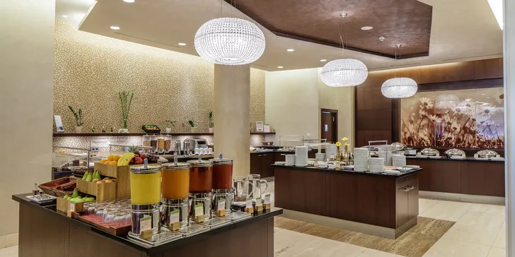 Skvelý pobyt v Bratislave: 4* hotel siete Hilton s raňajkami a neobmedzeným vstupom do wellness