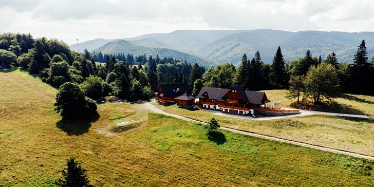Nový rodinný penzión v lone Veľkej Fatry so špičkovým wellness, na cyklotrasách, neďaleko salaša a dychberúcimi výhľadmi