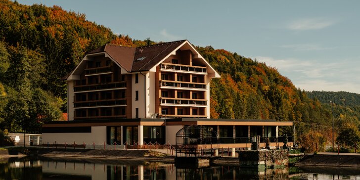 Luxusný, novozrekonštruovaný Hotel Impozant**** so špičkovým wellness, animáciami a športami vo Valčianskej doline