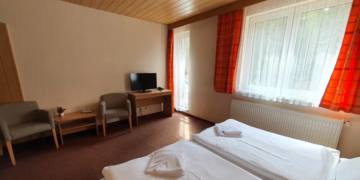 Dokonalý reset na Liptove: horský hotel s raňajkami či polpenziou, wellness, herňou aj detskými ihriskami