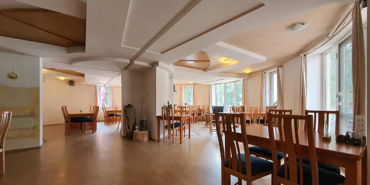 Dokonalý reset na Liptove: horský hotel s raňajkami či polpenziou, wellness, herňou aj detskými ihriskami
