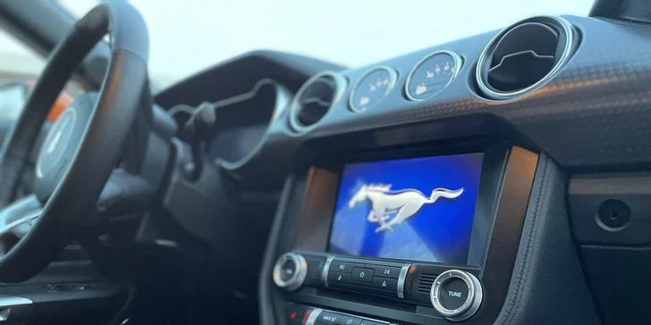 Exkluzívna zážitková jazda na úplne novom FORD MUSTANG ROUSH STAGE 3 so 750 koňmi pod kapotou