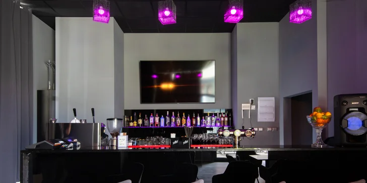 Vodka, Beefeater, Metaxa, Captain Morgen či Jameson: All you can drink v NOE Lounge Bar