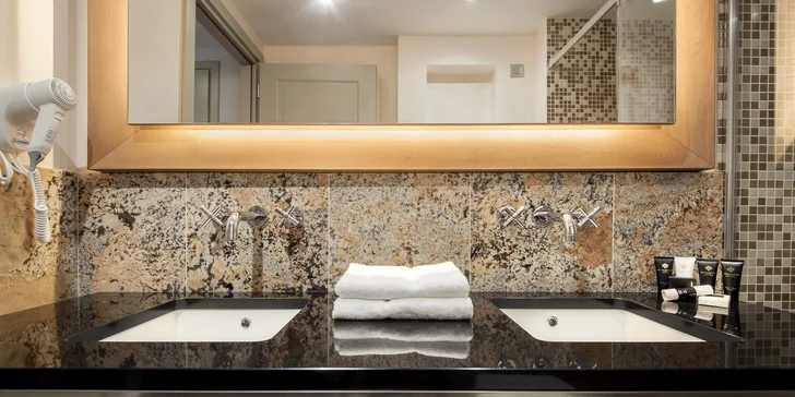 Moderný hotel na Rohanskom nábreží v Prahe s bohatými raňajkami