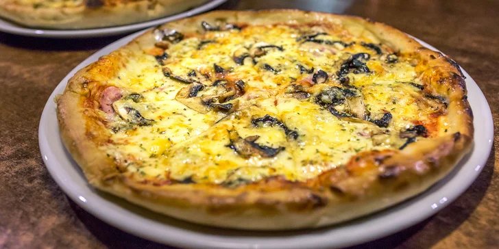 Výborná klasická talianska PIZZA