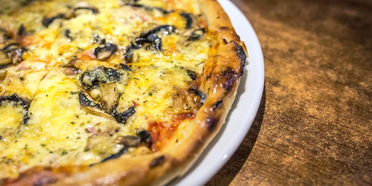 Výborná klasická talianska PIZZA