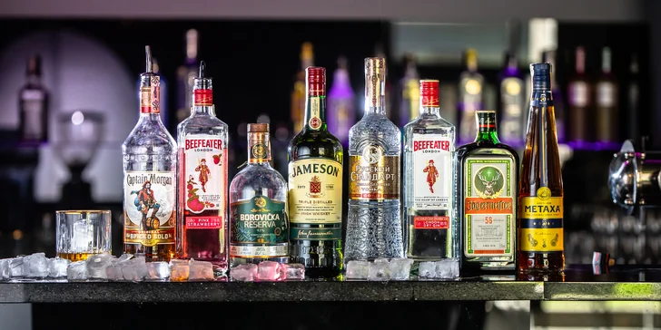 Vodka, Beefeater, Metaxa, Captain Morgen či Jameson: All you can drink v NOE Lounge Bar