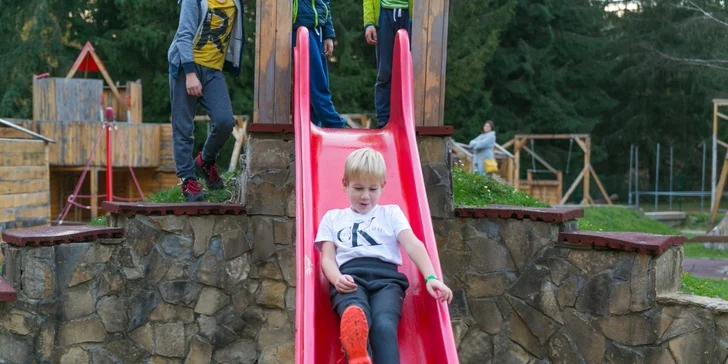 Dokonalý reset na Liptove: horský hotel s raňajkami či polpenziou, wellness, herňou aj detskými ihriskami