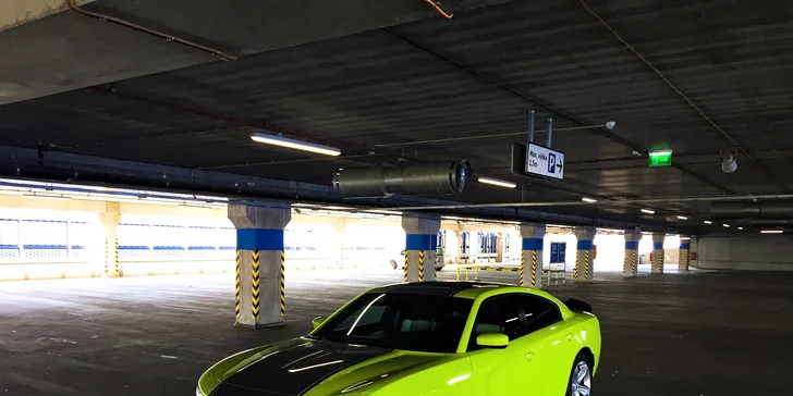 Zážitková jazda ako vodič alebo spolujazdec na novom DODGE CHARGER SXT PLUS