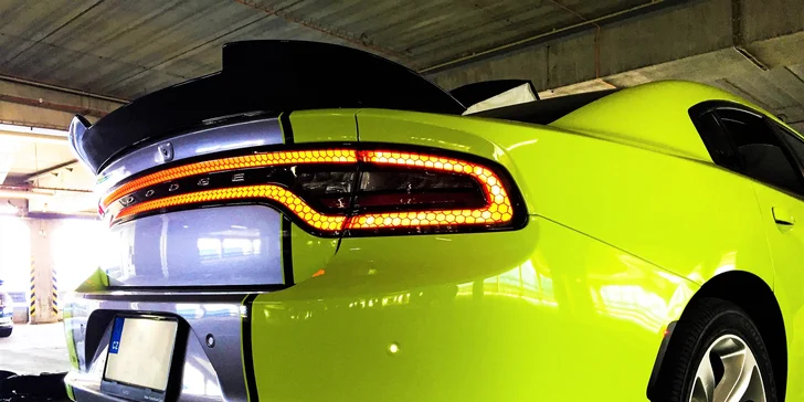 Zážitková jazda ako vodič alebo spolujazdec na novom DODGE CHARGER SXT PLUS