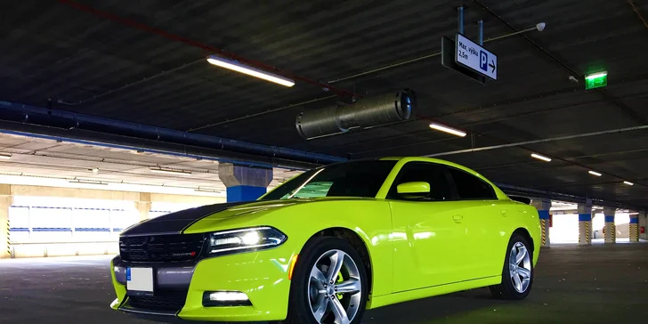 Zážitková jazda ako vodič alebo spolujazdec na novom DODGE CHARGER SXT PLUS