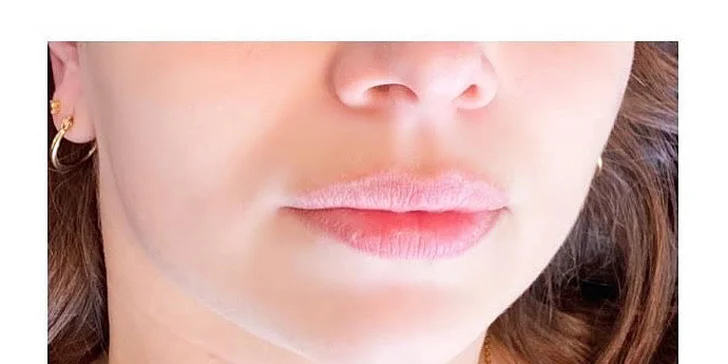 Permanentný make-up obočia technikou Powder brows alebo permanentný make-up pier technikou Aquarelle lips či Ombre