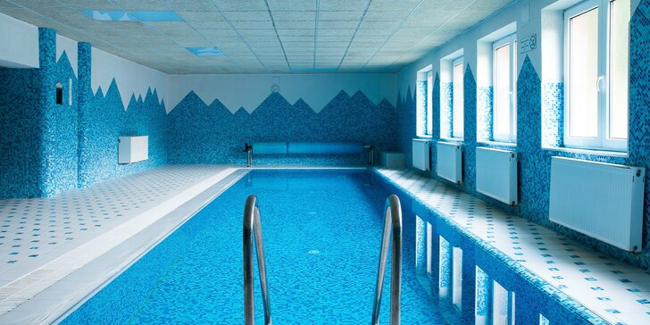 Relax Hoteli Podjavorník s bazénom a wellness v krásnej prírode Javorníkov