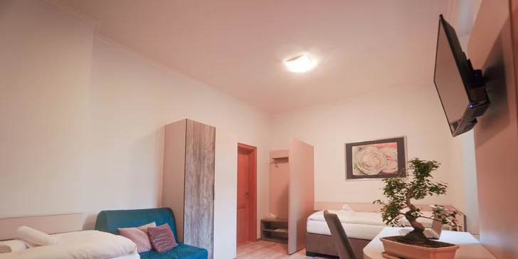 Relax v historickom centre Košíc s raňajkami, neobmedzeným wellness a masážami