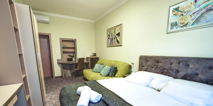 Relax v historickom centre Košíc s raňajkami, neobmedzeným wellness a masážami