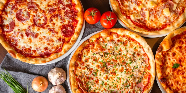 Pizza 1+1 zdarma a k tomu dva nápoje - kofola alebo pivo