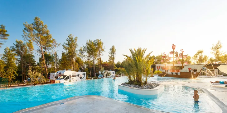 Dovolenka v Poreči: 5* kemp s bazénmi, mobilné domčeky alebo glamping až pre 6 osôb