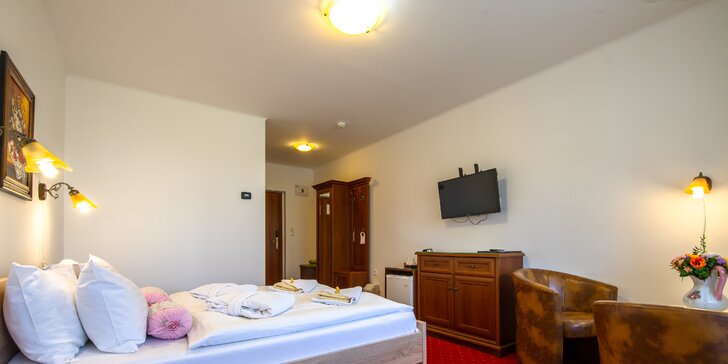 Skvelý oddych v rodinnom hoteli vo Veľkom Mederi: komfortné izby s polpenziou, neďaleko kúpaliska Thermal Corvinus